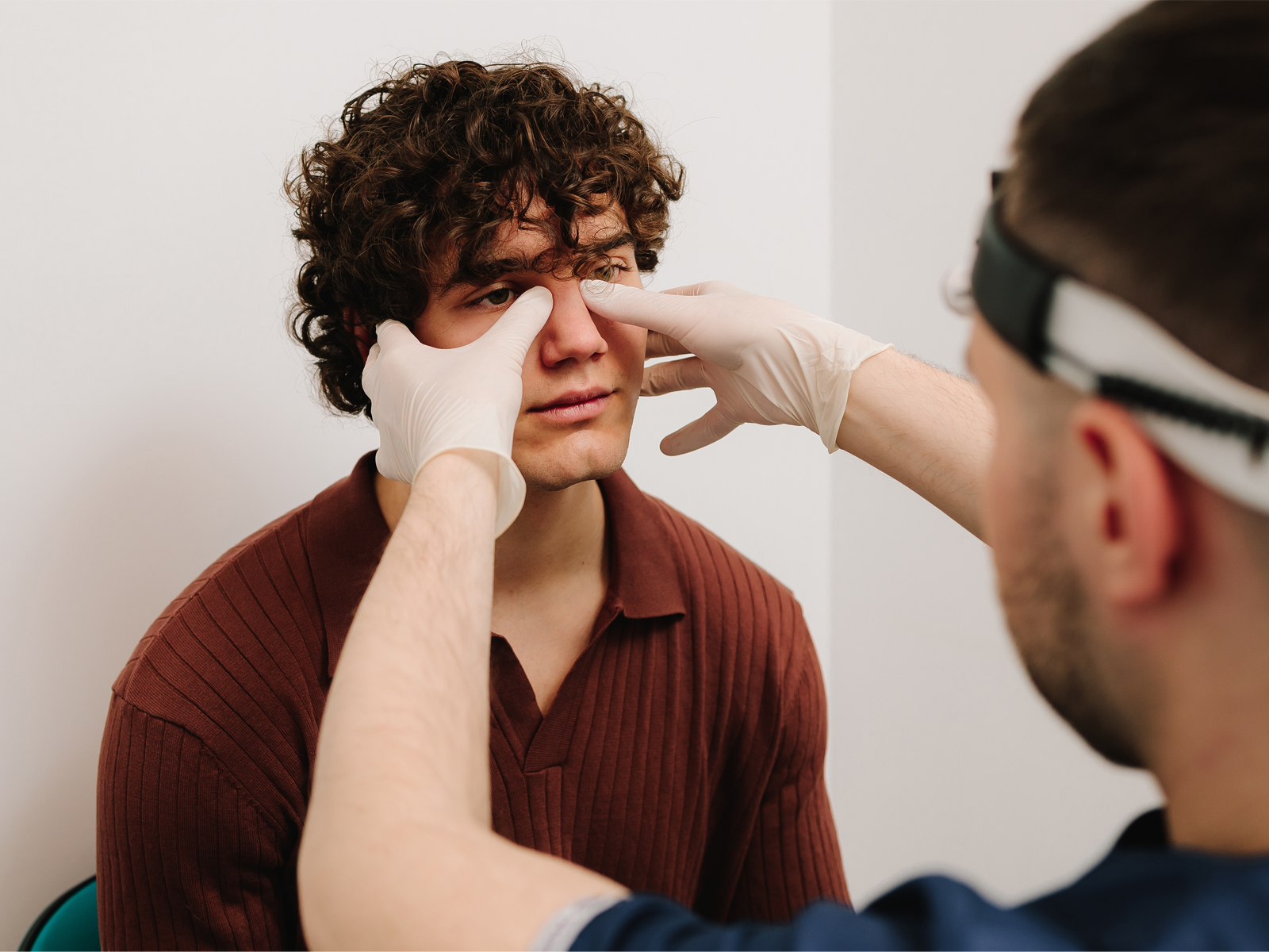 دکتر گوش و حلق و بینی برای درمان خر و پف